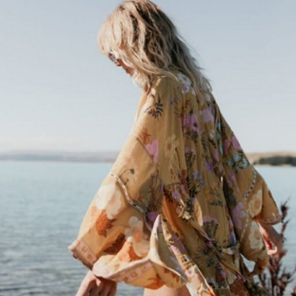 Boho Belted Vintage Print Floral Kimono Jacket - Picture 1 of 8